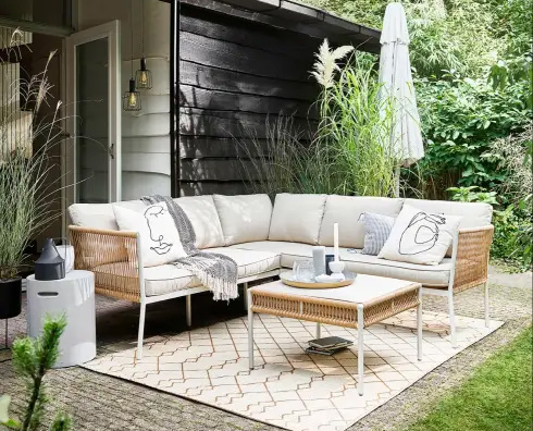 Scandinavische-tuin-scandinavisch-wonen-scandinavisch-interieur-tuininspiratie-wooninspiratie-terras-tuin-scandinavian-garden