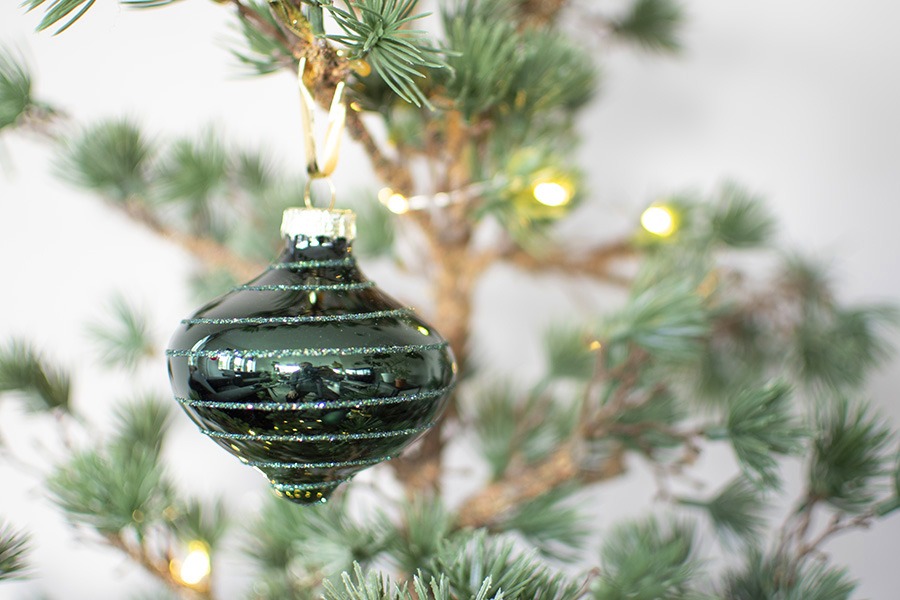 groene kerstballen groene kerstdecoratie groene kerstversiering kerstballen groen kerstboom met groene kerstballen groene kerstbal groene kerstslinger kerstversiering binnen kerstdecoratie 2020 kerstdecoratie 2021 kerstdecoratie 2022 luxe kerstdecoratie 