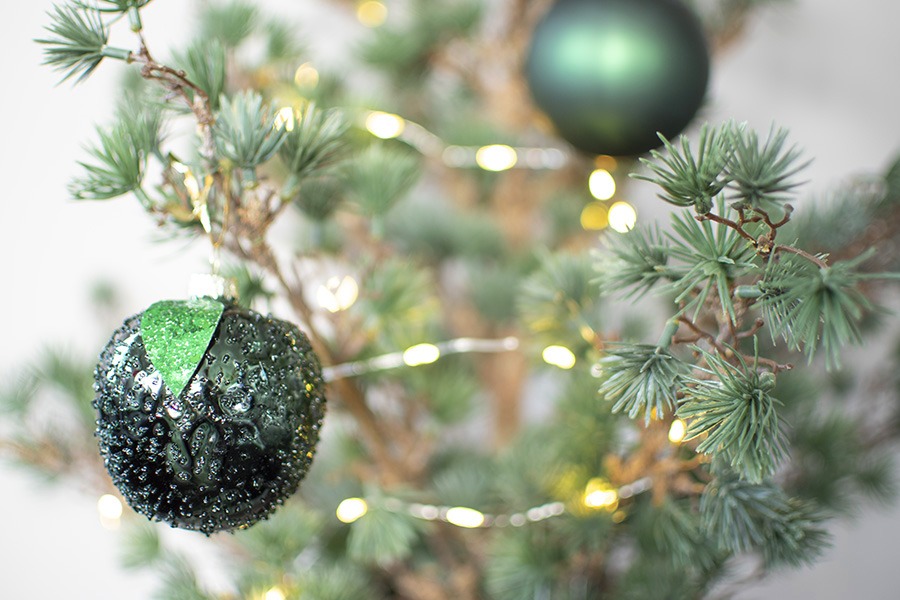 groene kerstballen groene kerstdecoratie groene kerstversiering kerstballen groen kerstboom met groene kerstballen groene kerstbal groene kerstslinger kerstversiering binnen kerstdecoratie 2020 kerstdecoratie 2021 kerstdecoratie 2022 luxe kerstdecoratie 