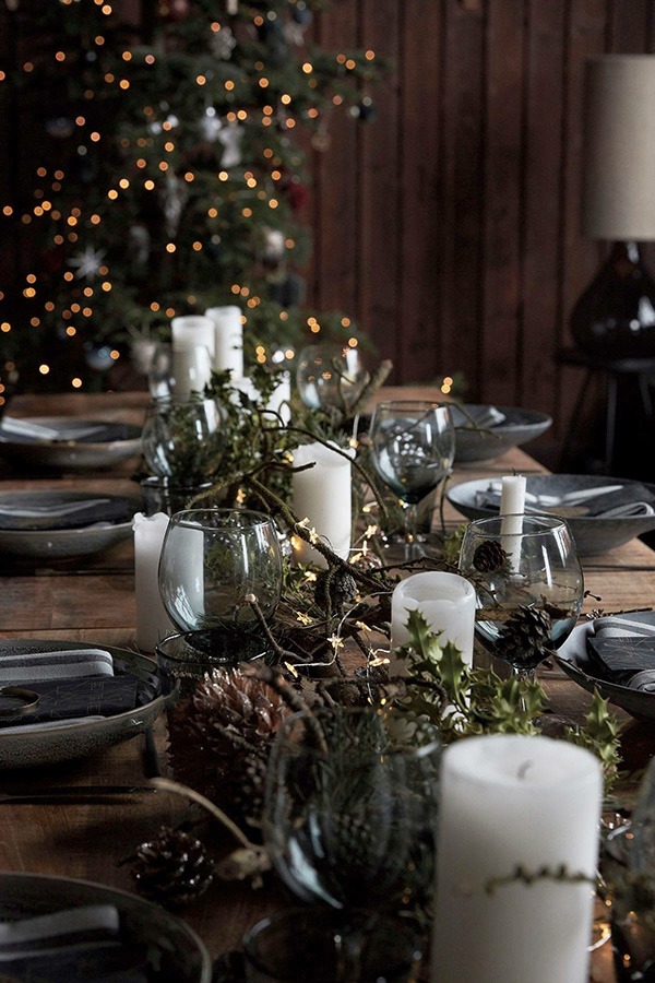 kersttafel kersttafel dekken tafel dekken kerst kersttafel decoratie kerst tafel kersttafel 2020 kersttafel 2021 kersttafel zwart goud kersttafel decoratie kersttafel goud kersttafel versiering kerst tafel versiering originele kersttafel