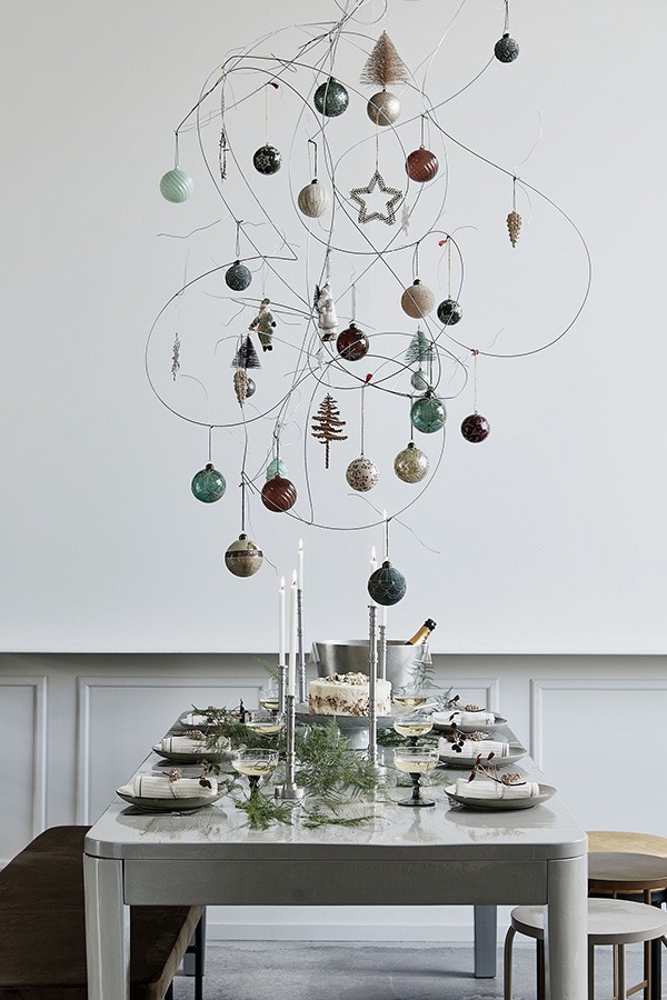 kersttafel kersttafel dekken tafel dekken kerst kersttafel decoratie kerst tafel kersttafel 2020 kersttafel 2021 kersttafel zwart goud kersttafel decoratie kersttafel goud kersttafel versiering kerst tafel versiering originele kersttafel