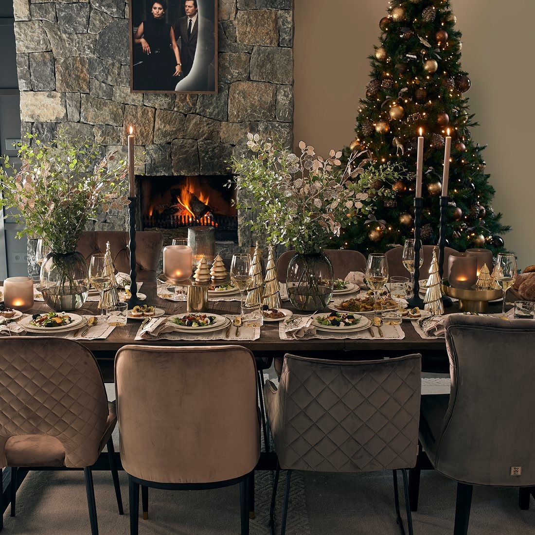 kersttafel kersttafel dekken tafel dekken kerst kersttafel decoratie kerst tafel kersttafel 2020 kersttafel 2021 kersttafel zwart goud kersttafel decoratie kersttafel goud kersttafel versiering kerst tafel versiering originele kersttafel